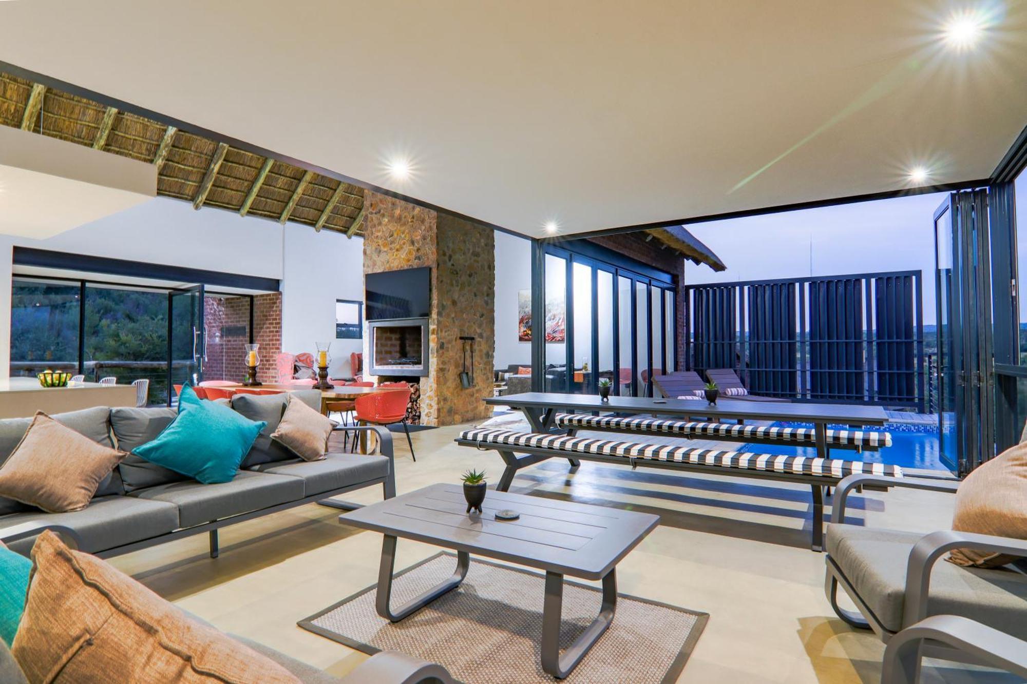 Cliffhanger Lodge Mabula Game Reserve Exteriör bild